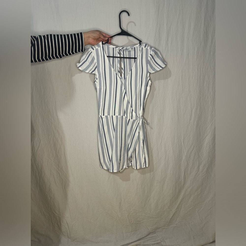 Hollister Romper